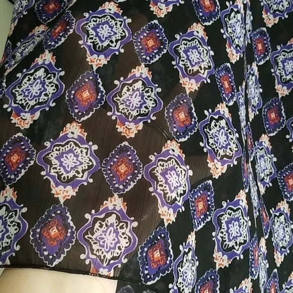 Mason & MacKenzie Women's Blouse - Picture 4 of 7